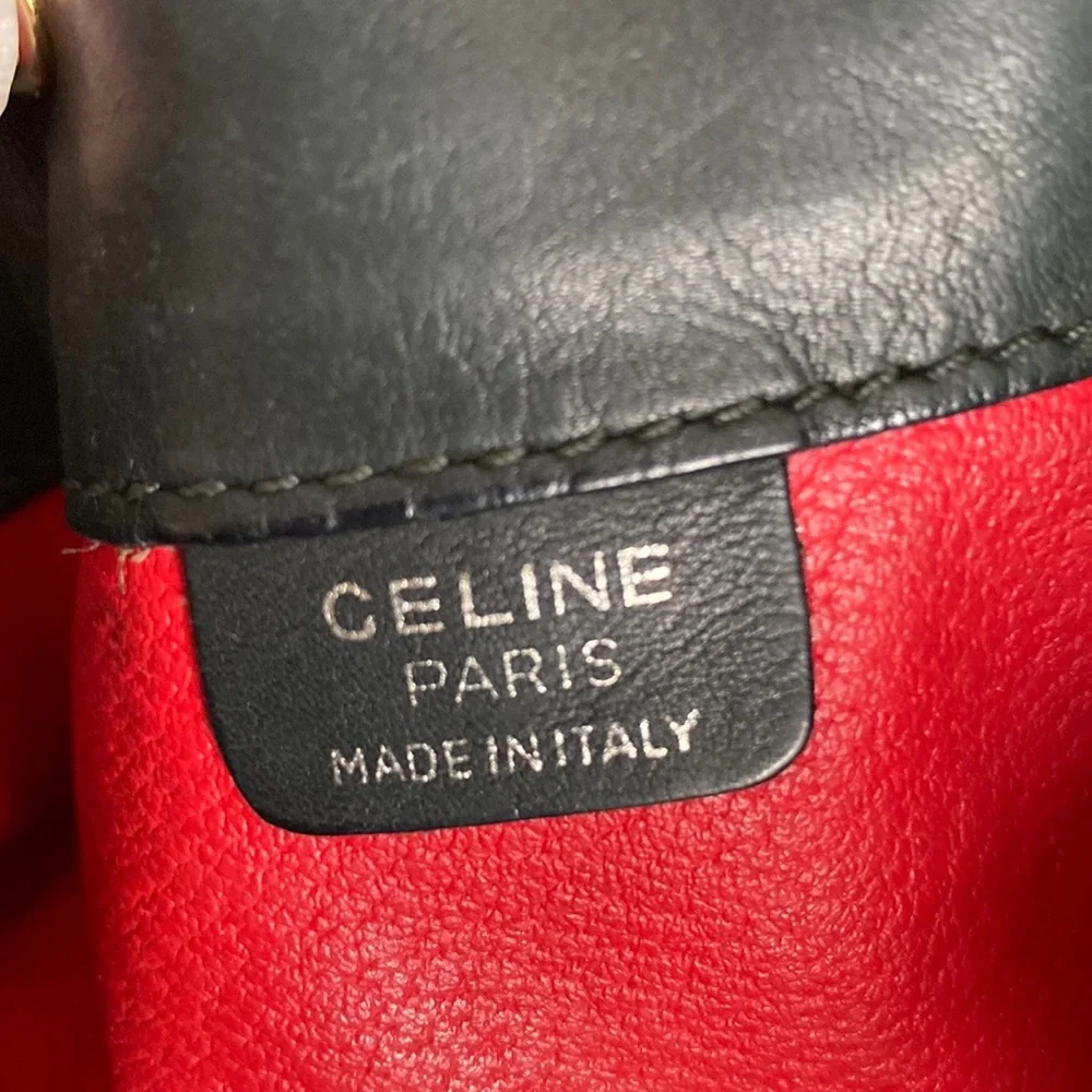 RARE~ Céline ~ Loden Tumbled Calfskin Bucket Bag with Scarlet Calfskin Interior - Picture 10 of 16
